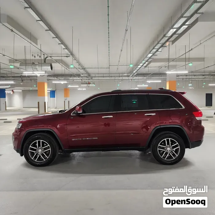 Jeep Grand Cherokee 2018 photo 3
