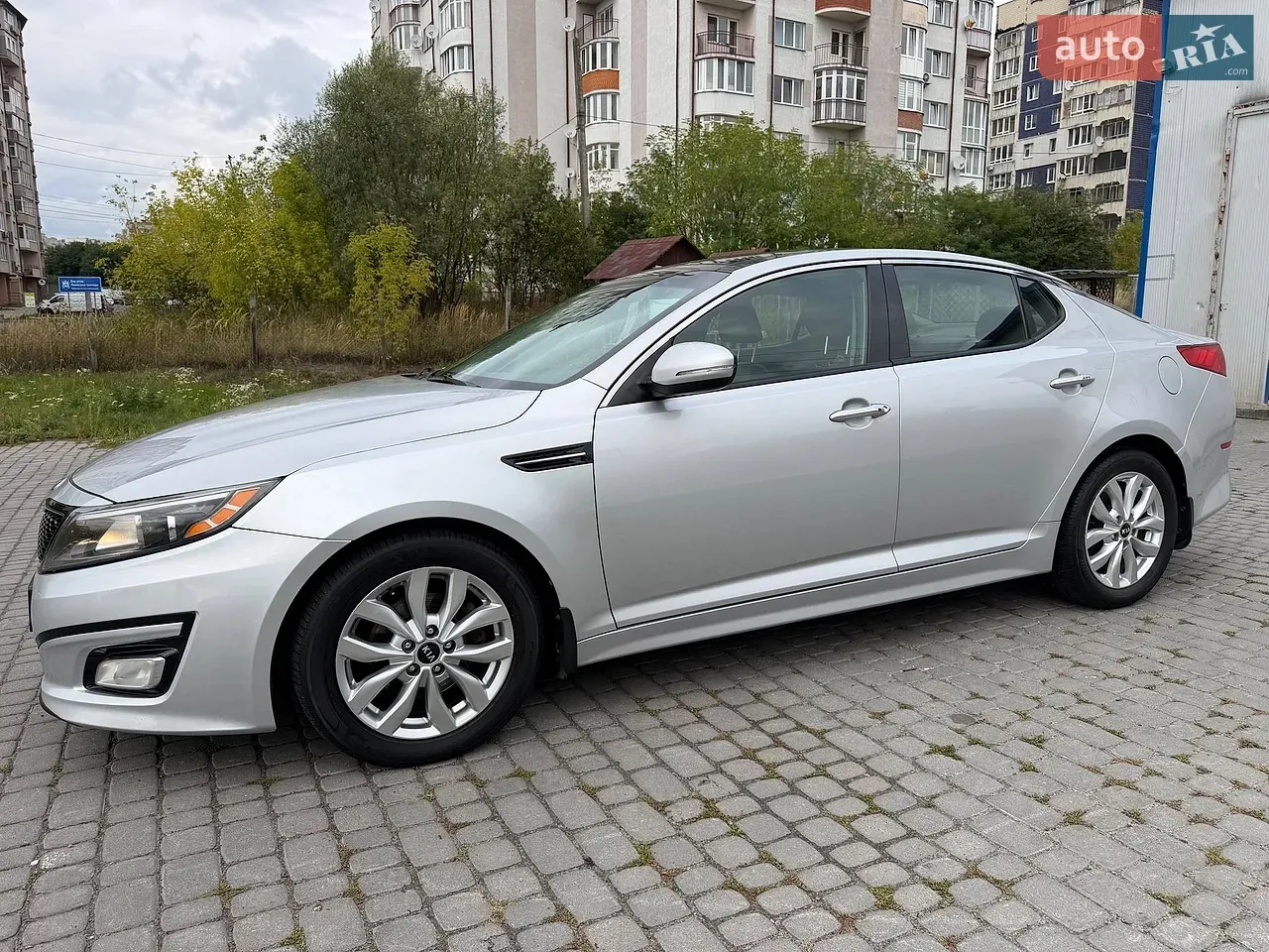 Kia Optima 2015 photo 3