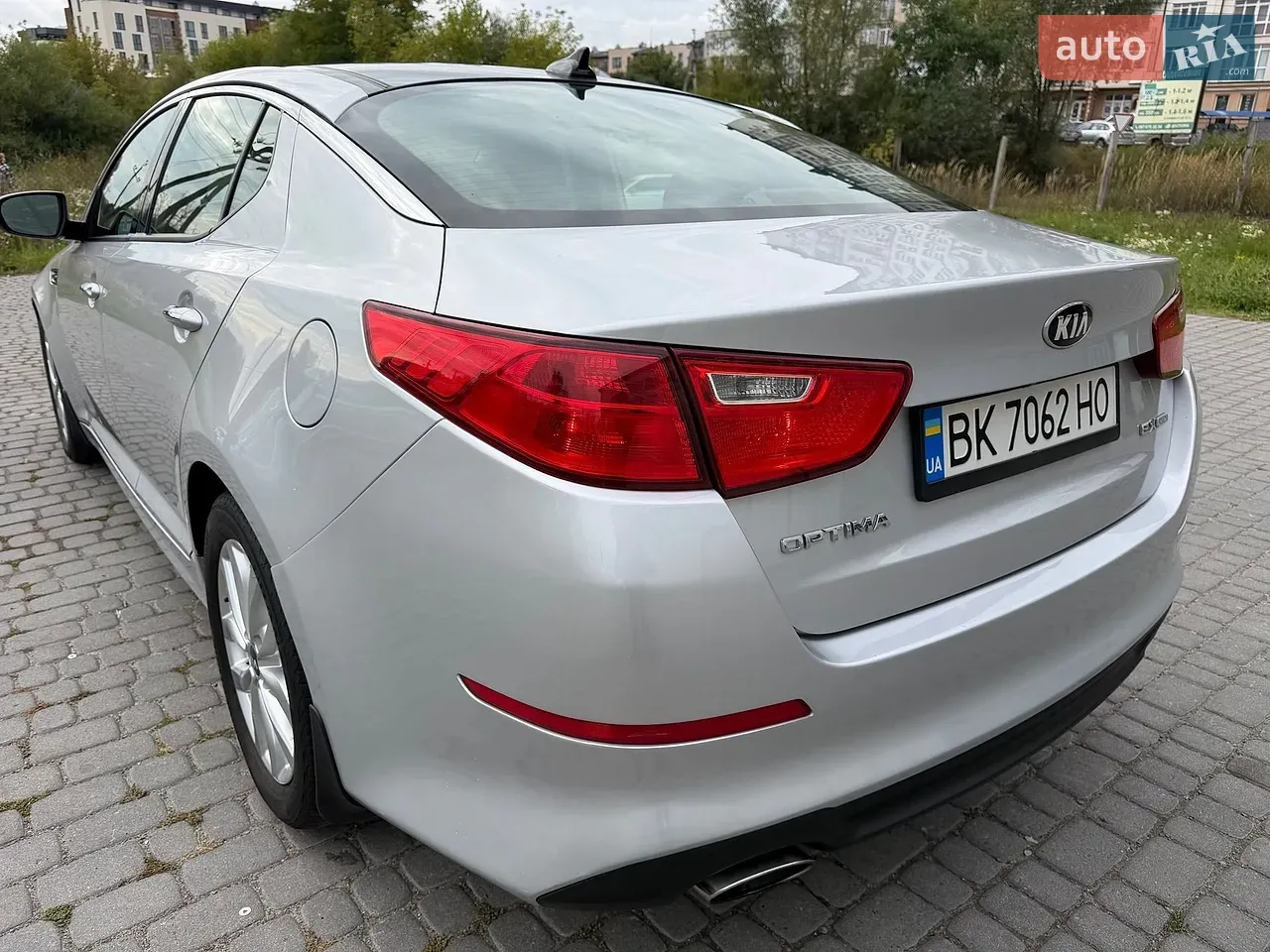 Kia Optima 2015 photo 4