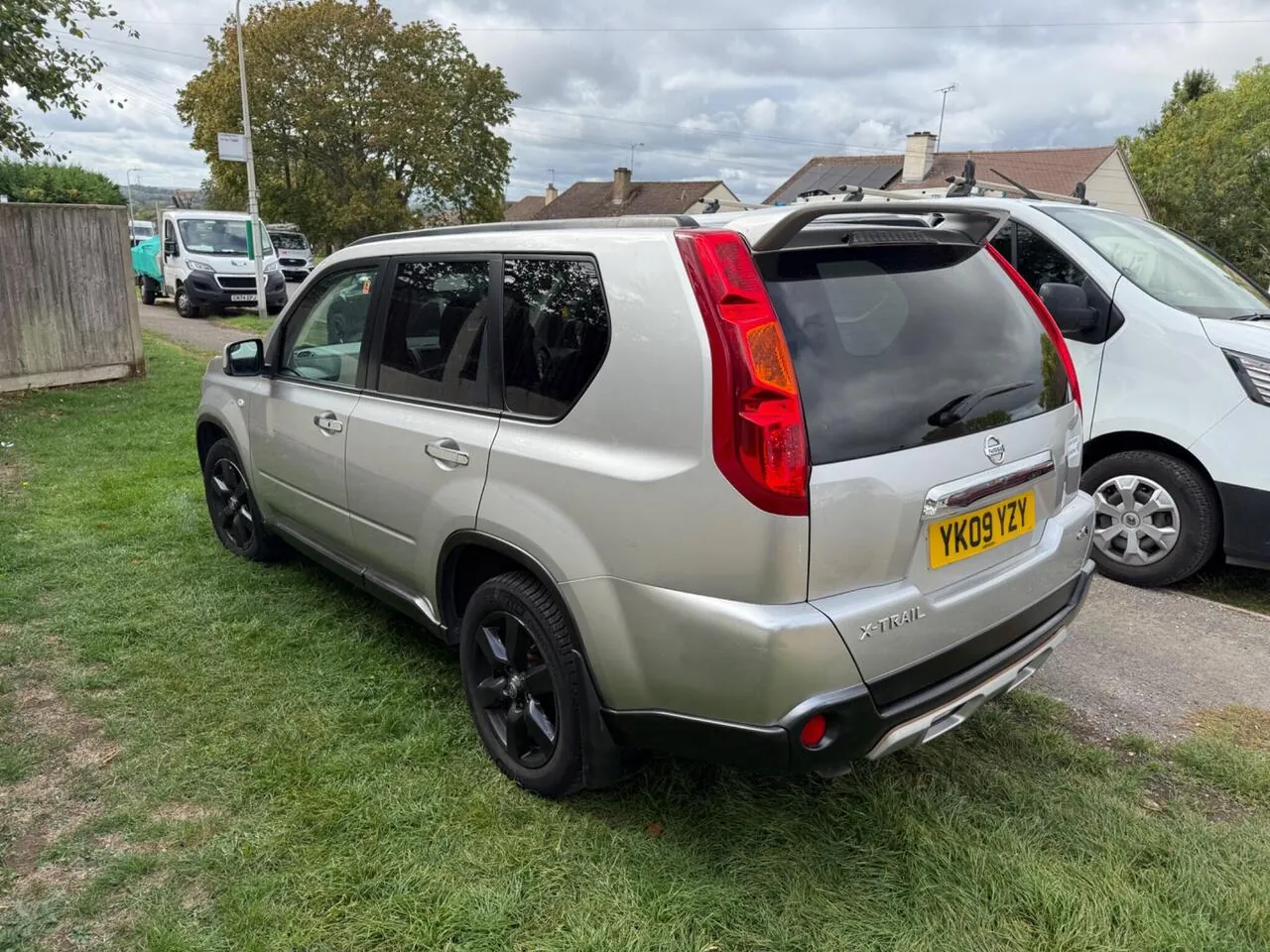 Nissan X-Trail 2009 photo 2