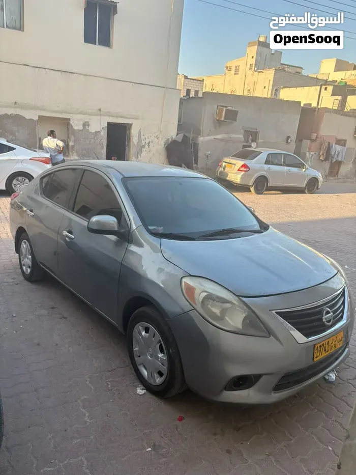 Nissan Sunny 2012 photo 3