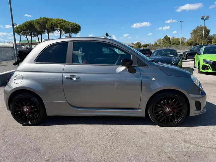 Abarth 500 2011 photo 3