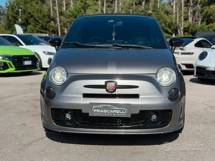 Abarth 500 2011 photo 2