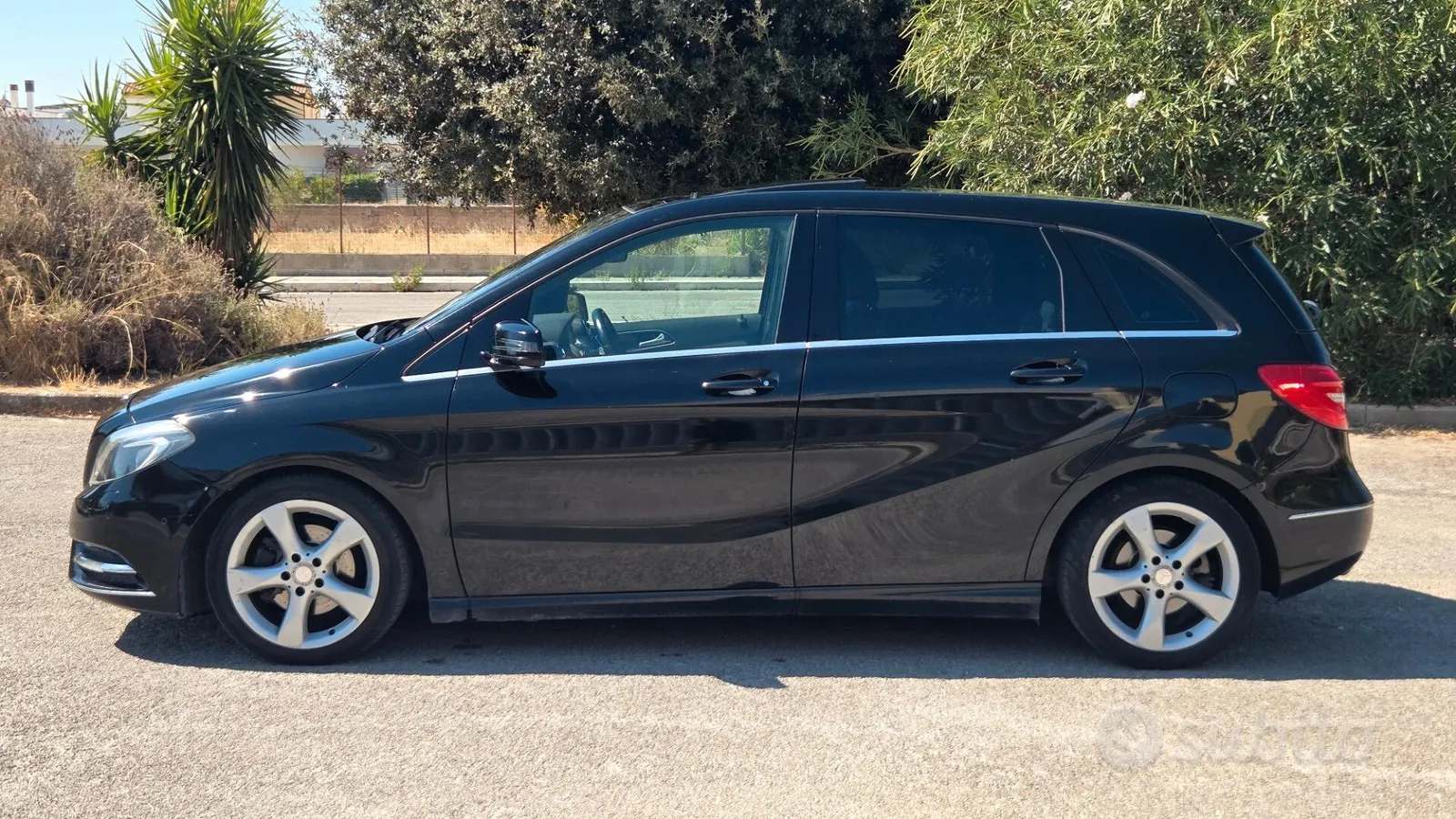 Mercedes-Benz B-Class 2012 photo 5