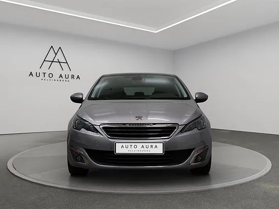 Peugeot 308 2013 photo 2