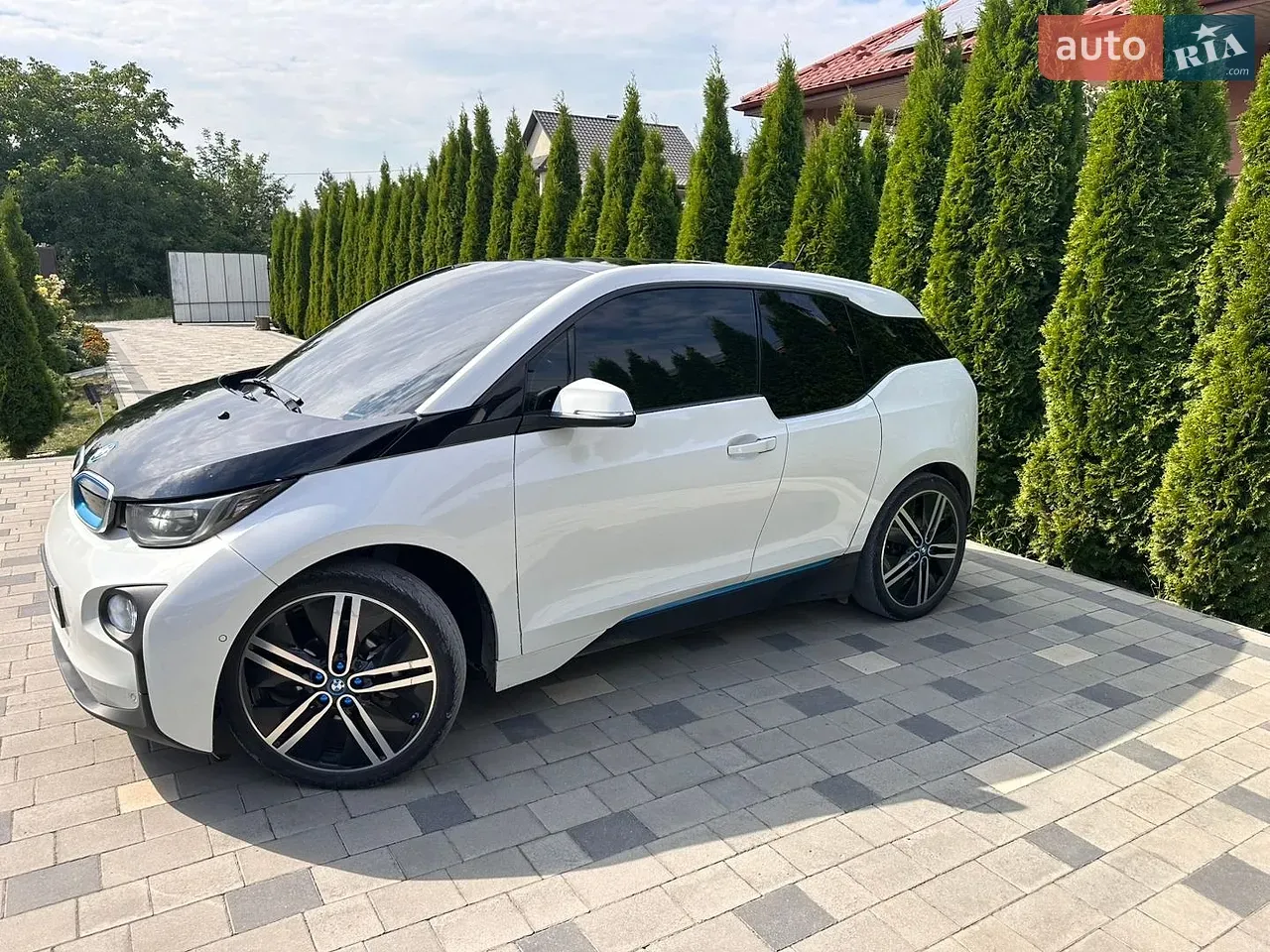 BMW I3