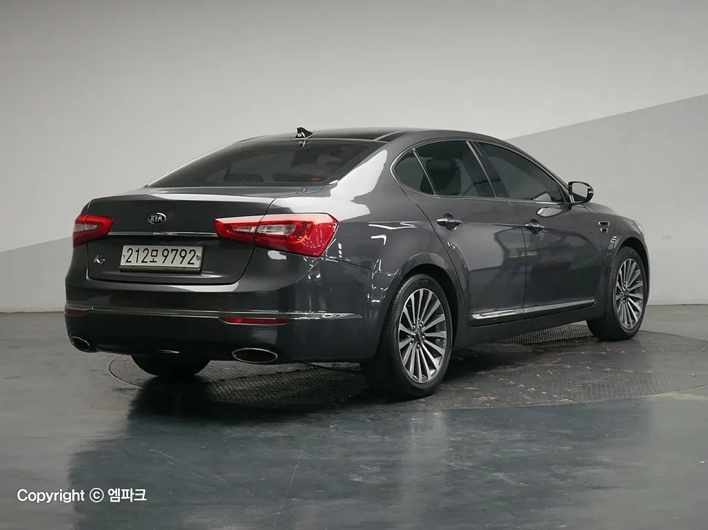 Kia K7 2014 photo 3