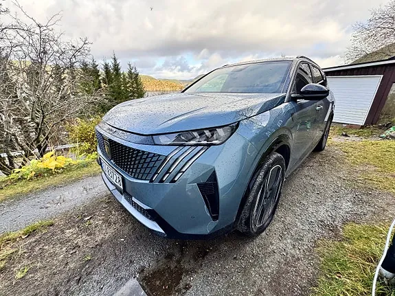Peugeot 5008 2025 photo 3