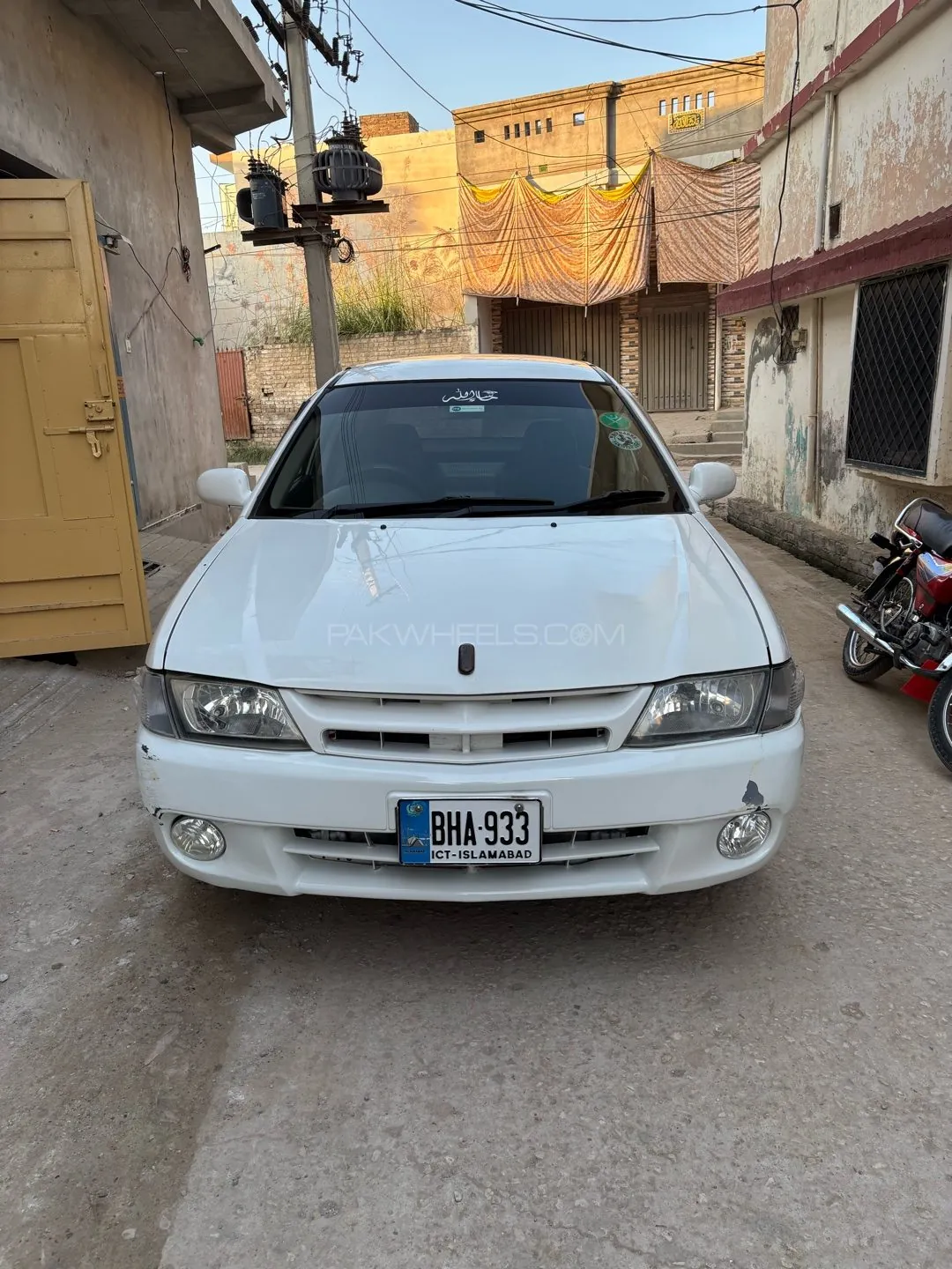 Nissan Ad Van