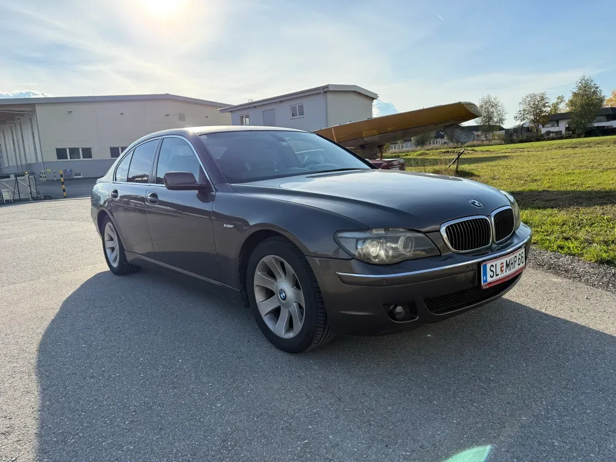 BMW 7 Series 2006 photo 3