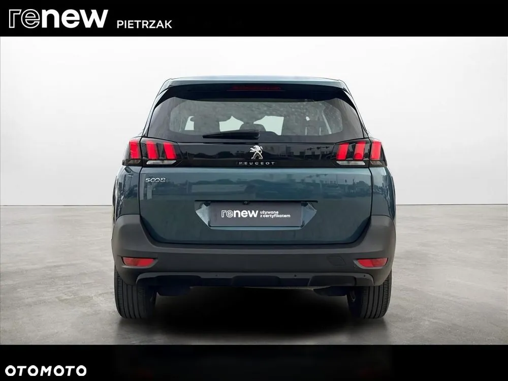 Peugeot 5008 2017 photo 4