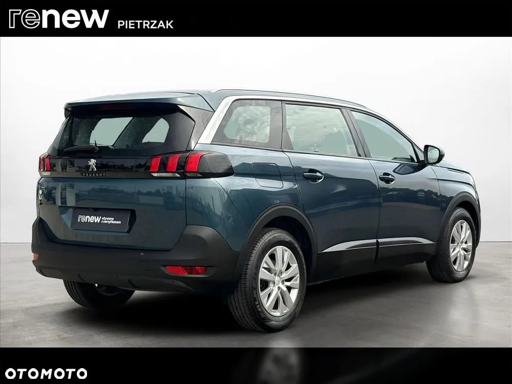 Peugeot 5008 2017 photo 5