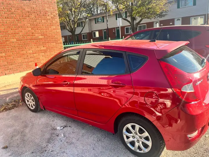 Hyundai Accent 2014 photo 5