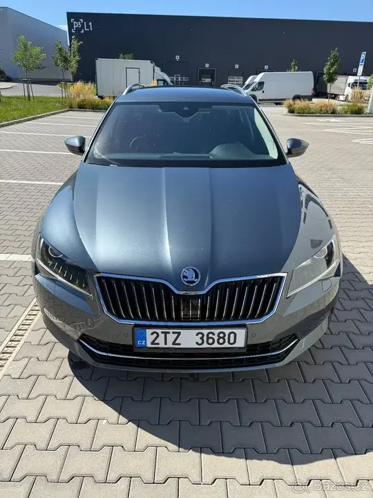 Skoda Superb photo 3
