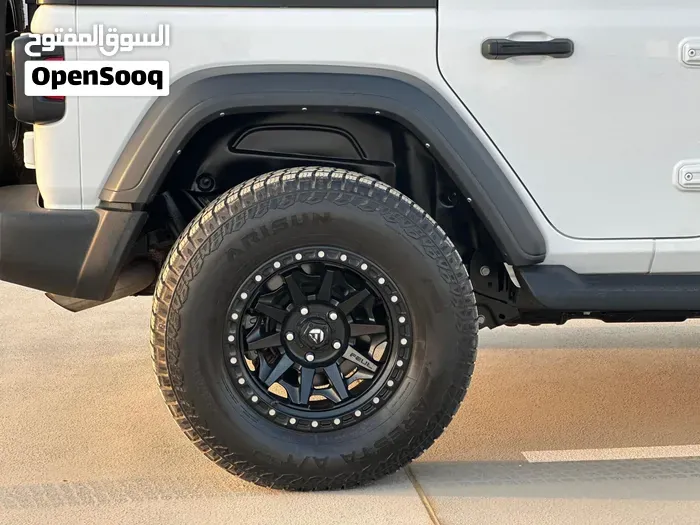 Jeep Wrangler 2022 photo 4