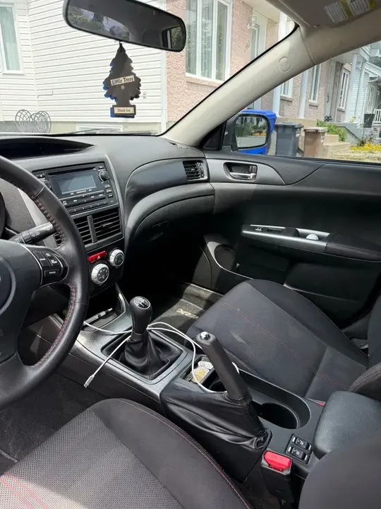 Subaru Wrx 2011 photo 2