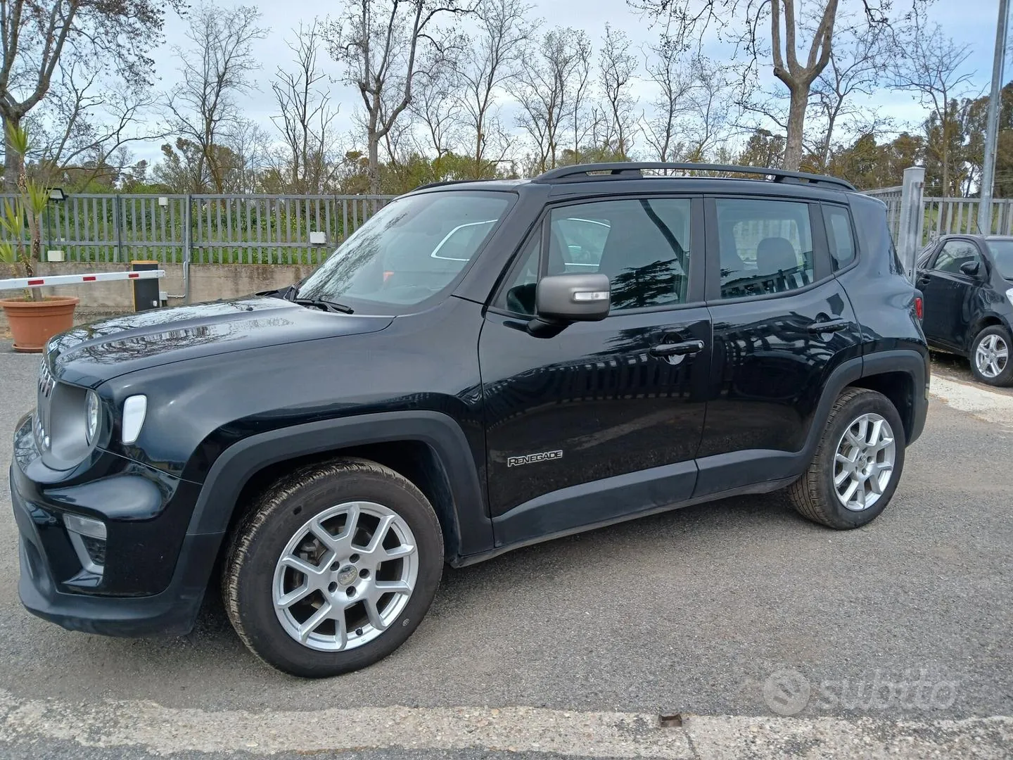 Jeep Renegade 2021 photo 2