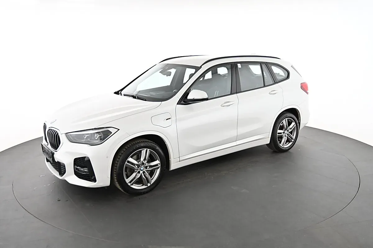 BMW X1 2022 photo 3
