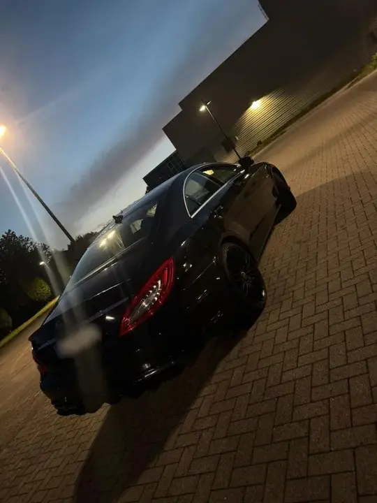 Mercedes-Benz Cls 500