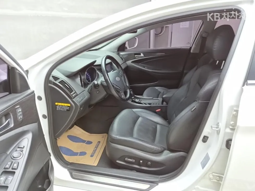 Hyundai Sonata 2013 photo 5
