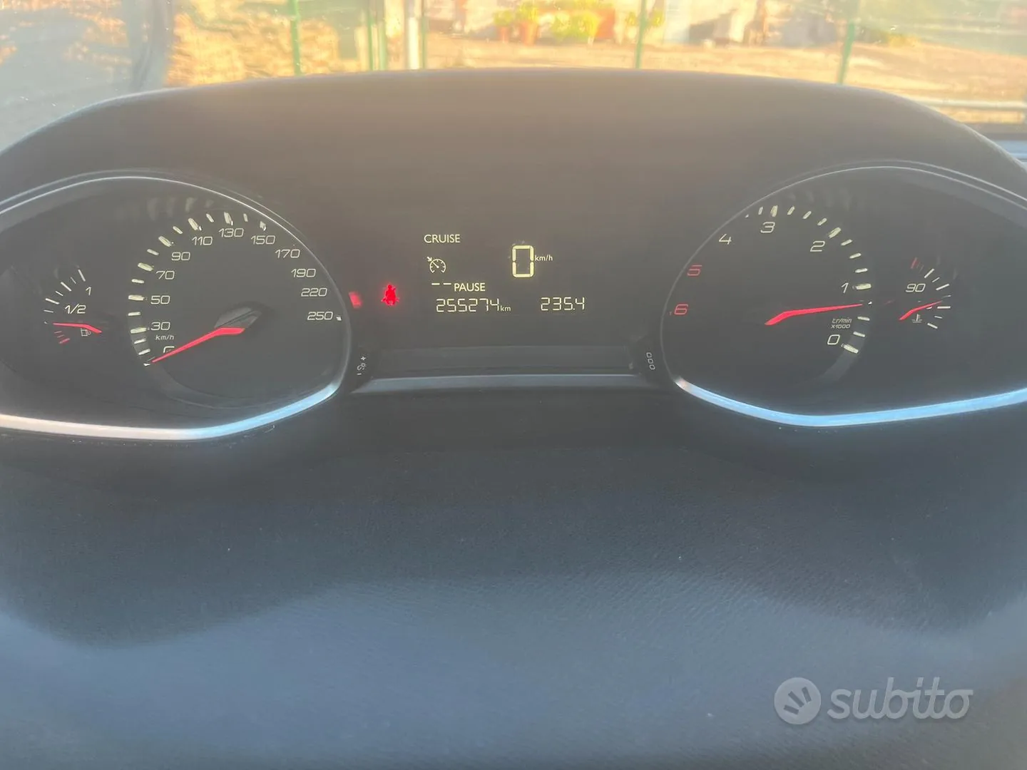 Peugeot 308 2015 photo 4