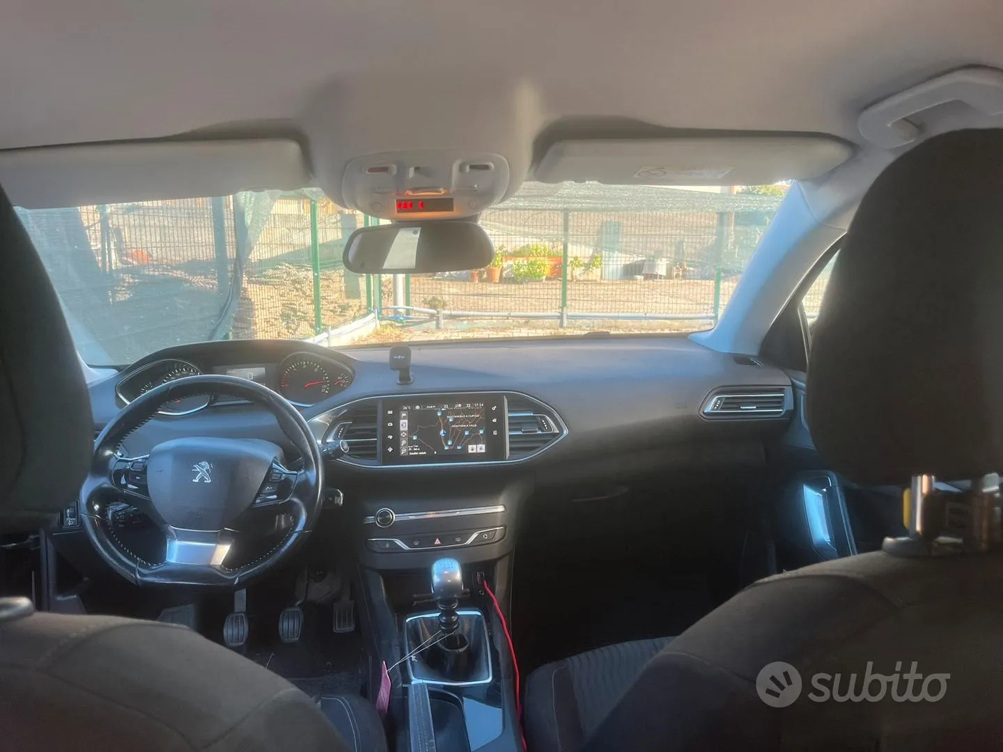 Peugeot 308 2015 photo 3