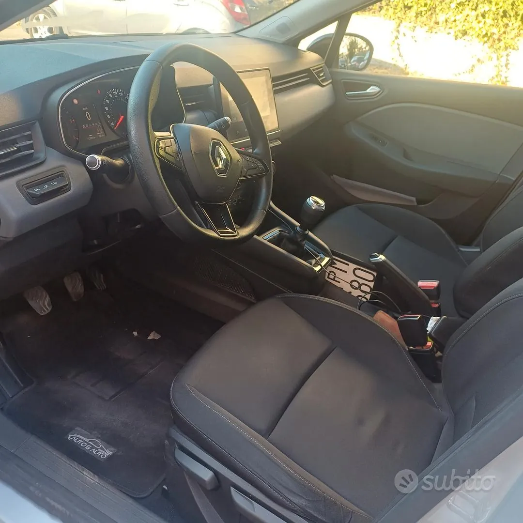 Renault Clio 2020 photo 4