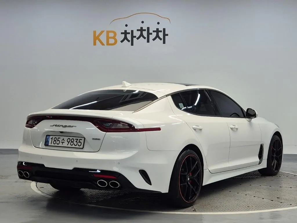 Kia Stinger 2018 photo 3