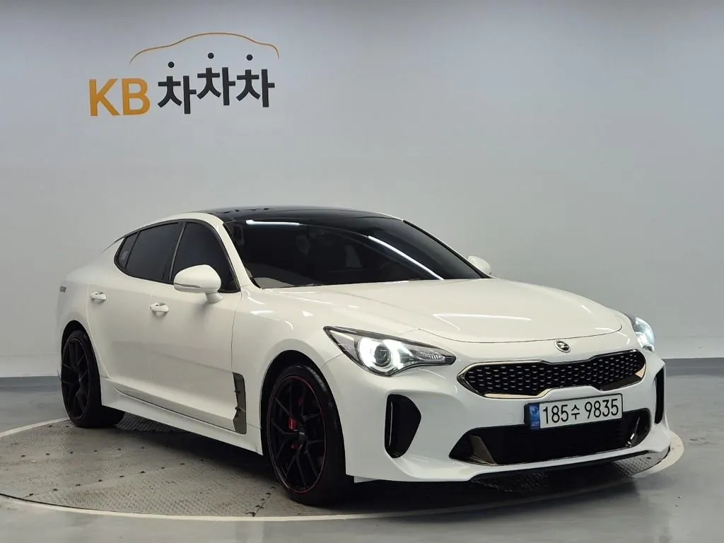 Kia Stinger 2018 photo 4