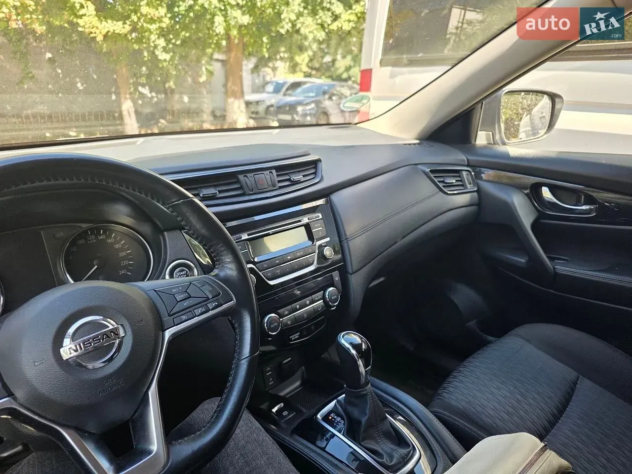 Nissan X-Trail 2018 photo 3
