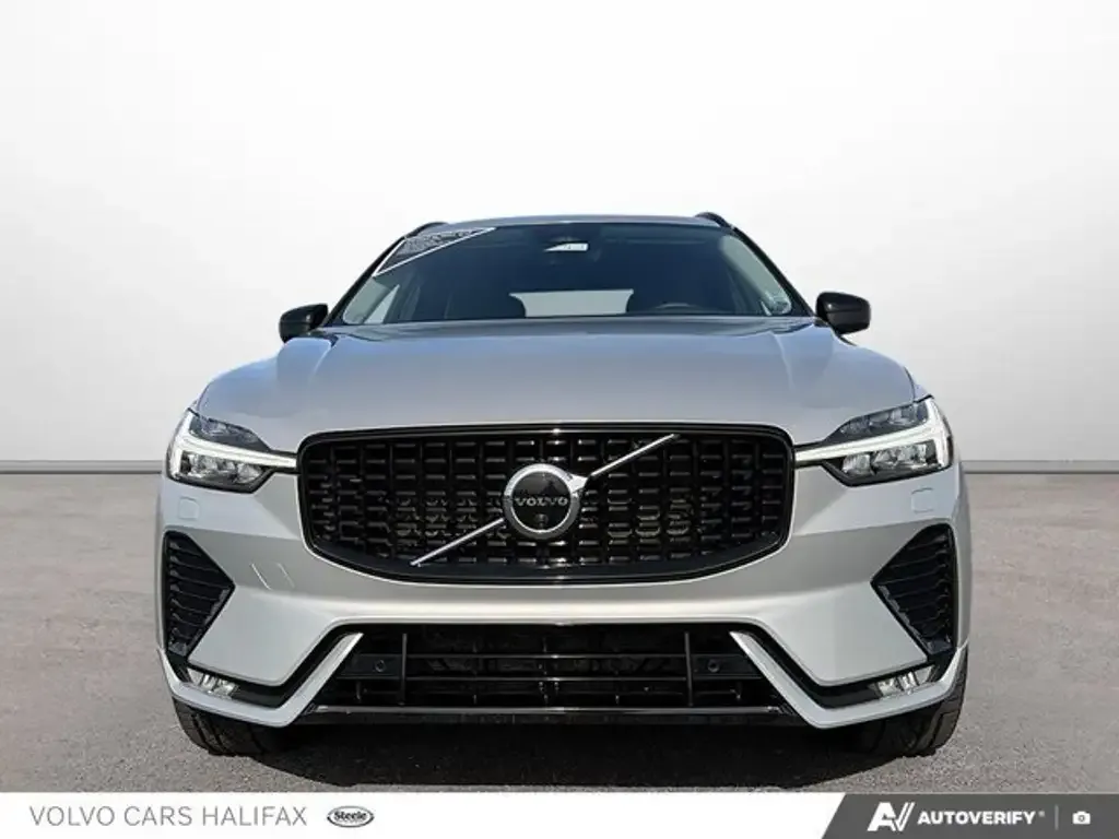 Volvo Xc60 2023 photo 2
