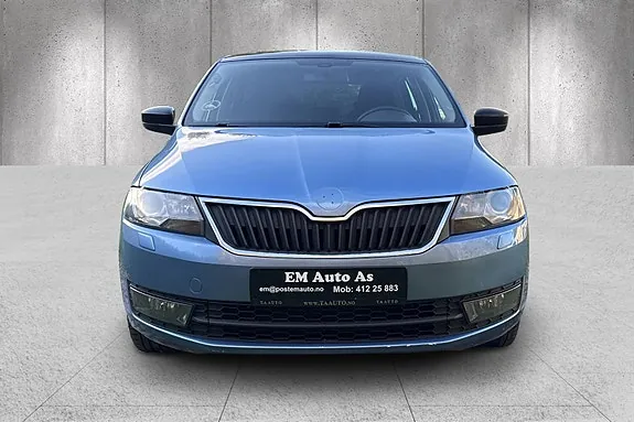 Skoda Rapid 2015 photo 2
