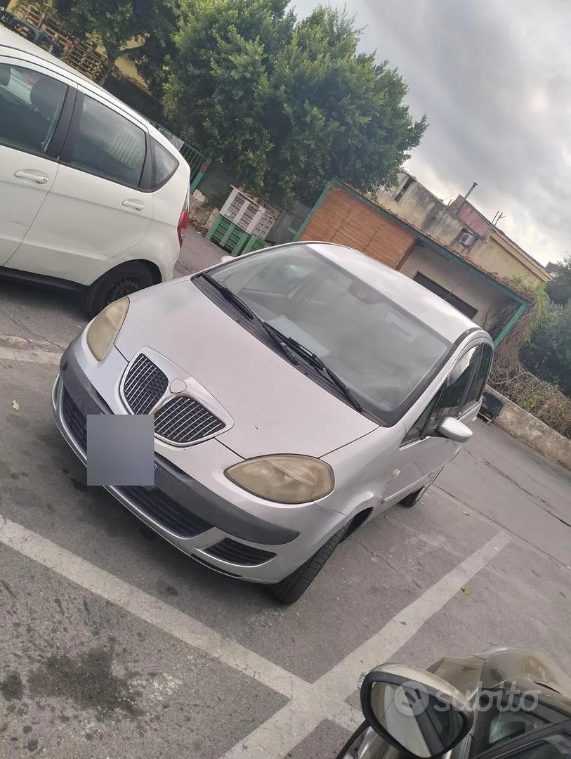 Lancia Musa 2005 photo 3