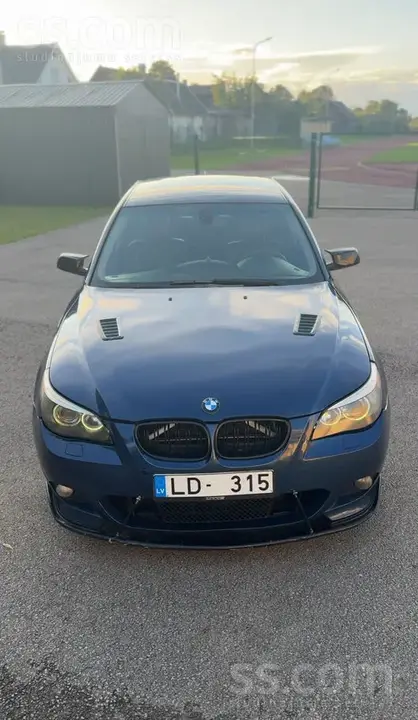 BMW 530 2004 photo 4