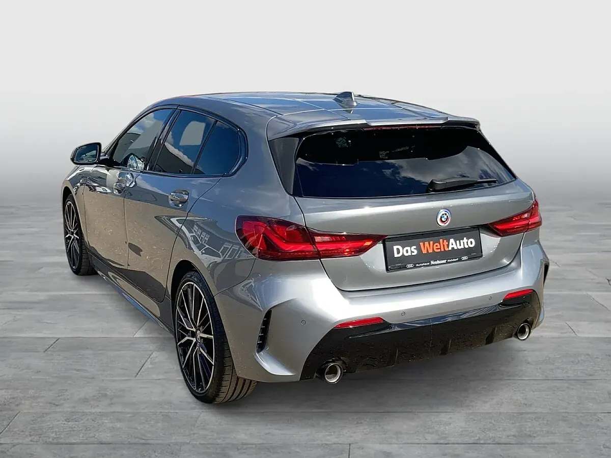 BMW 1 Series 2022 photo 3