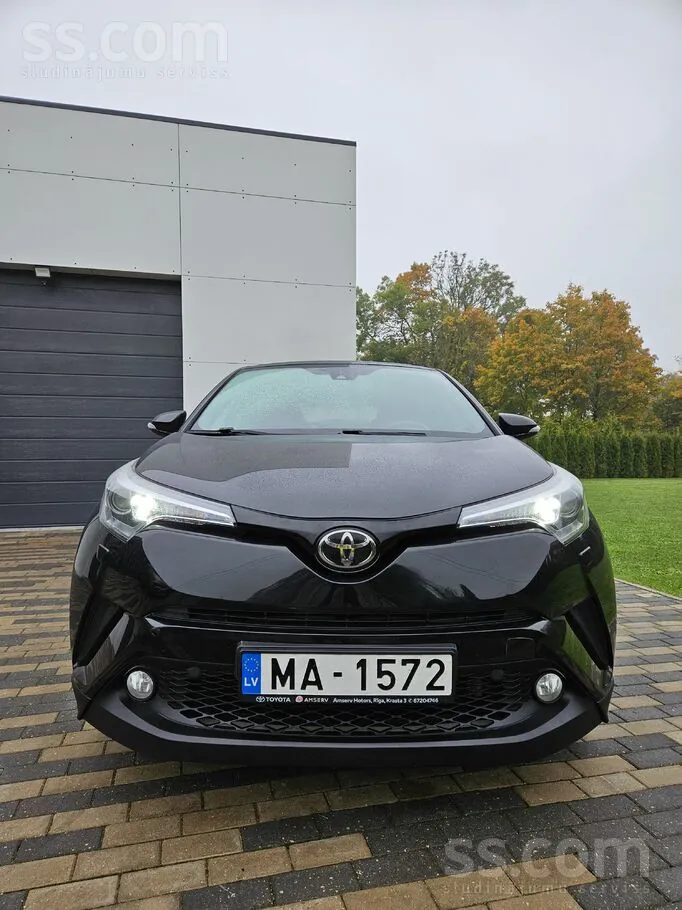 Toyota C-Hr 2019 photo 4