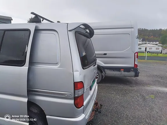 Toyota Hiace 2008 photo 5
