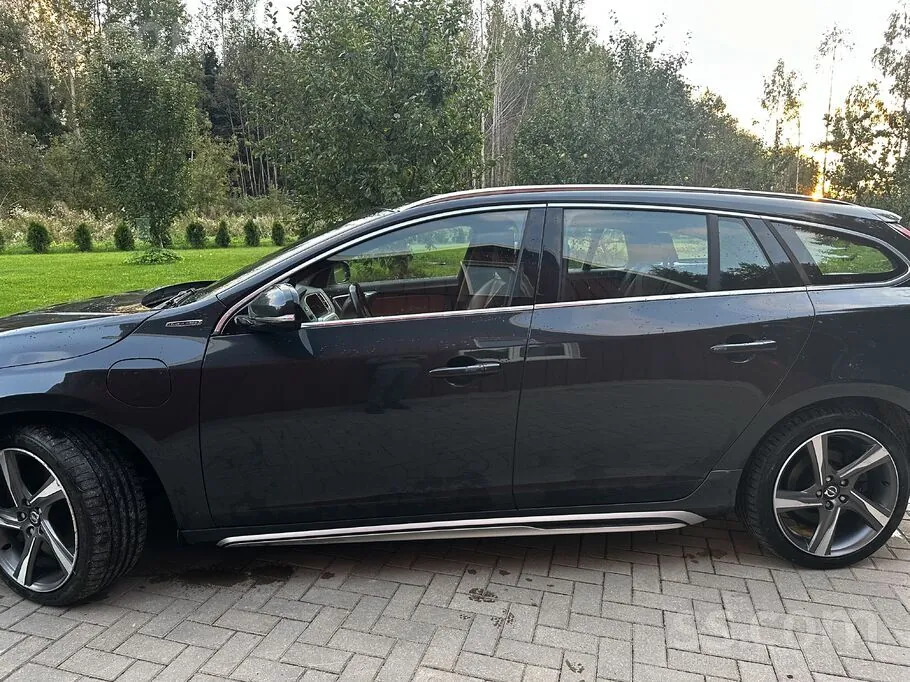 Volvo V60 2014 photo 5