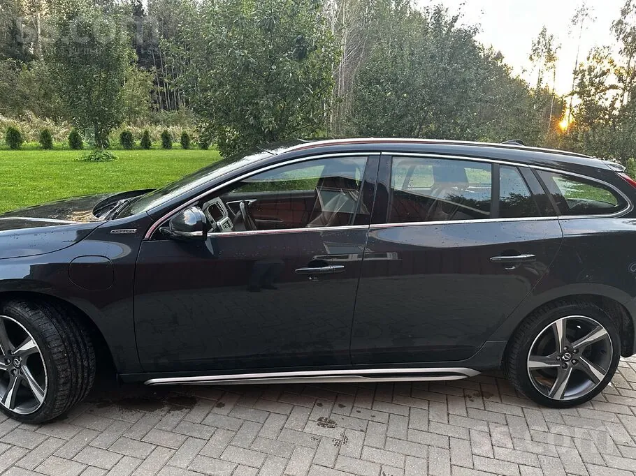 Volvo V60 2014 photo 4