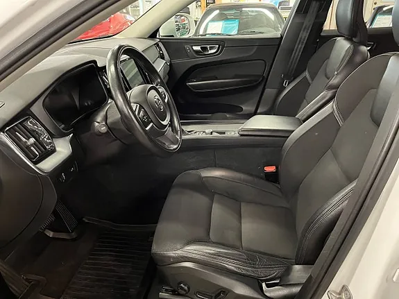 Volvo Xc60 2019 photo 5