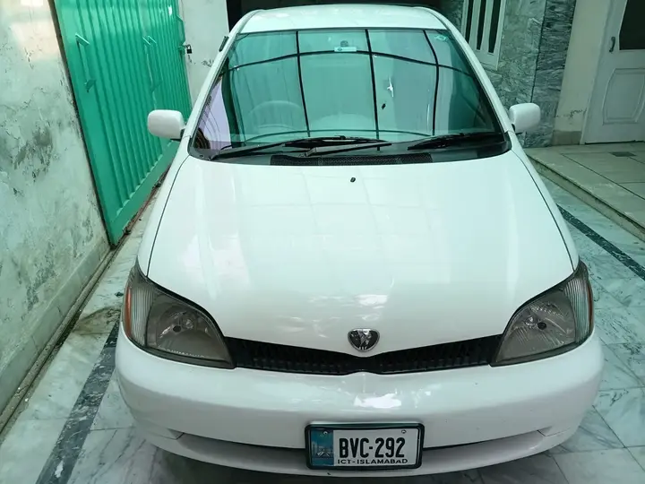 Toyota Platz