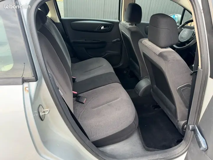 Citroen C4 2005 photo 5