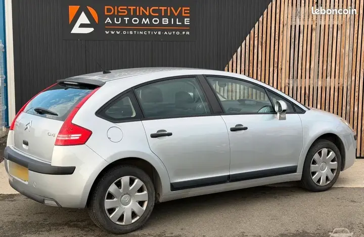 Citroen C4 2005 photo 2