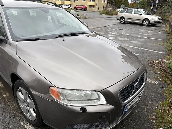 Volvo V70 2009 photo 3