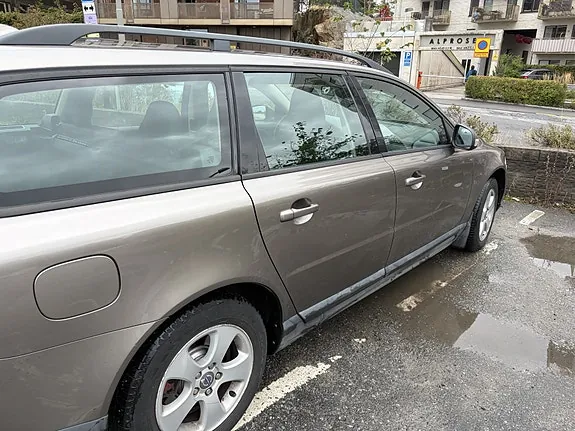 Volvo V70 2009 photo 4