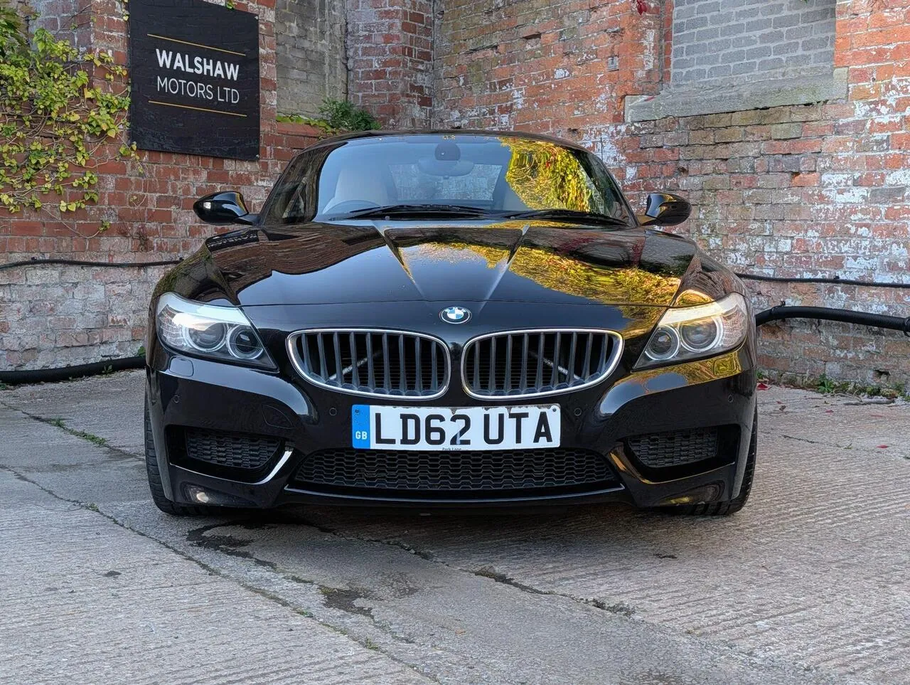 BMW Z4 2012 photo 2