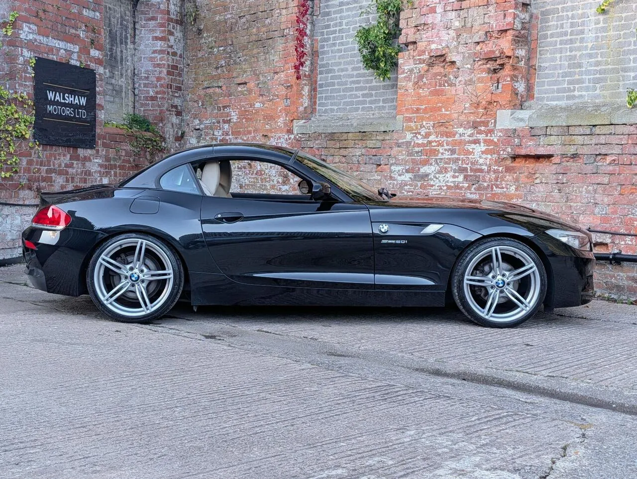 BMW Z4 2012 photo 4