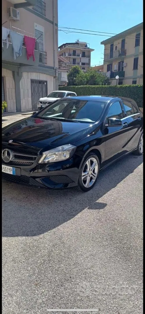 Mercedes-Benz A 180