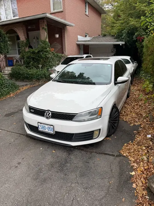 Volkswagen Jetta 2012 photo 2
