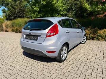 Ford Fiesta 2013 photo 3